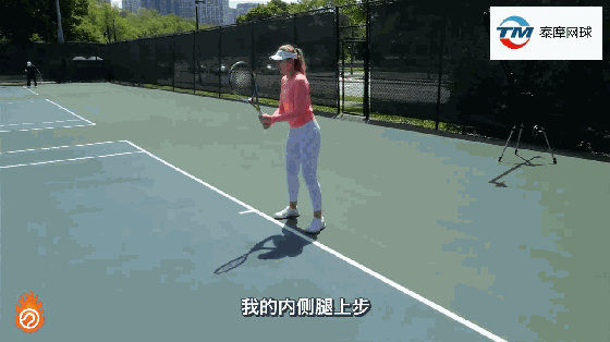 关于橄榄球赛场再起风云：中原青龙队击败河套火狐队，脚步移动更到位重拾自信的夜晚的信息